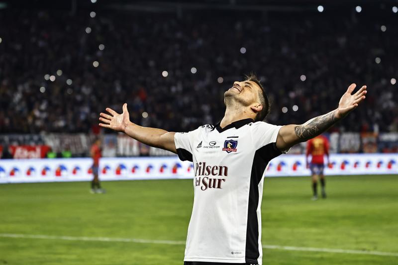 Gabriel Costa continuará su carrera en Colo Colo por dos temporadas.