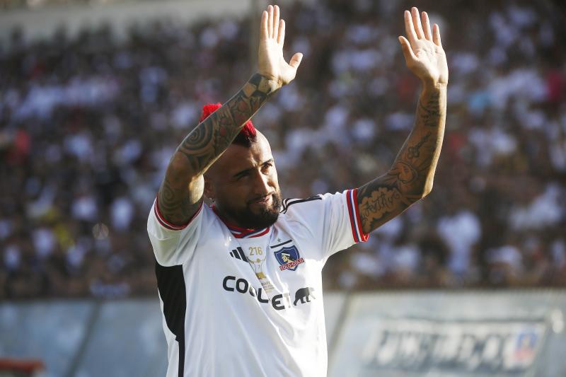 Arturo Vidal quiere terminar su carrera en Colo Colo - Crédito: Photosport