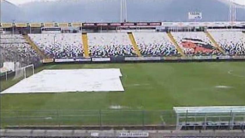 Colo Colo y U. de Chile jugarán súper clásico bajo la lluvia