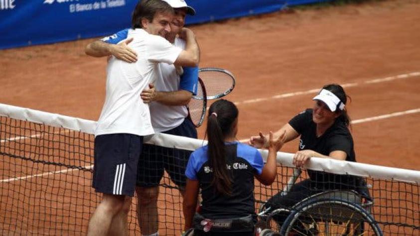 Teletón tuvo exhibición de tenis con deportistas y políticos
