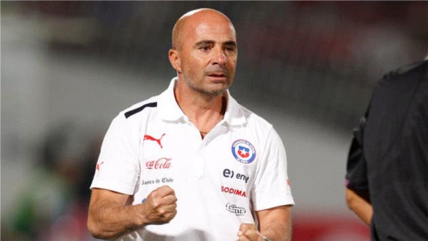 Valdivia y Vargas en duda para amistoso de la "Roja" ante Brasil