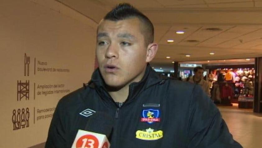 Hinchas de Colo Colo despiden a Carlos Muñoz