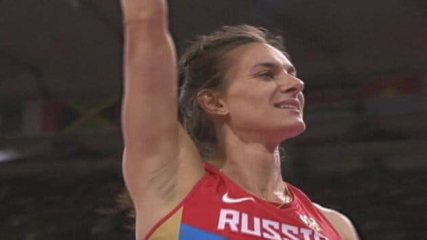 Yelena Isinbáyeva anuncia su retiro del atletismo