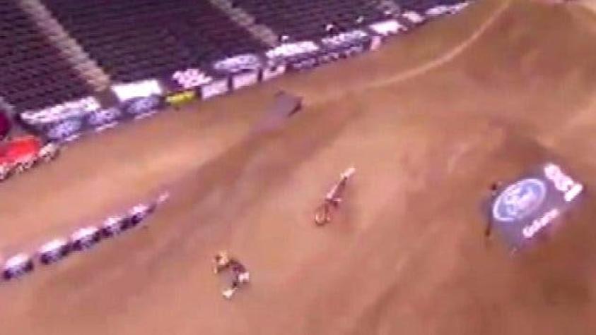 Motociclista chileno sufre accidente en California