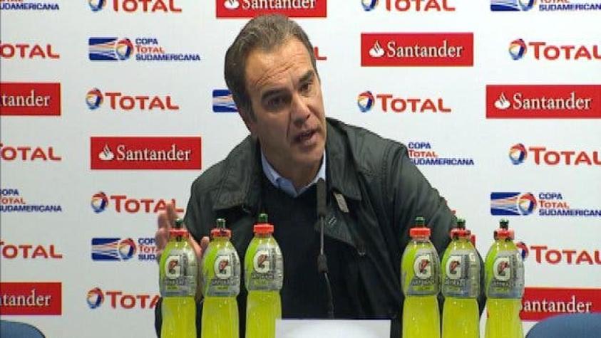 Lasarte destacó "paciencia" de la UC para vencer a Emelec