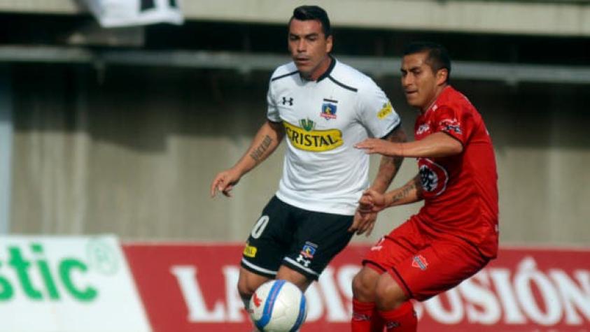 FIFA destaca "increíble desempeño" de Esteban Paredes en Colo Colo