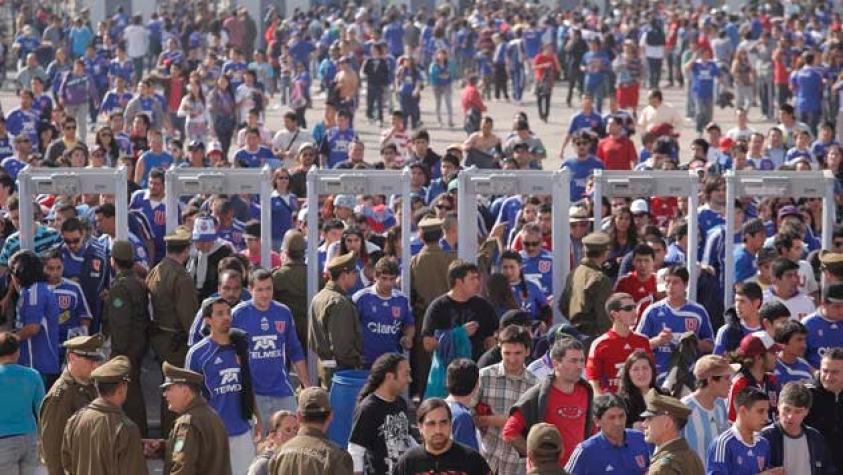 La U entrega 2.250 entradas a hinchas de Colo Colo