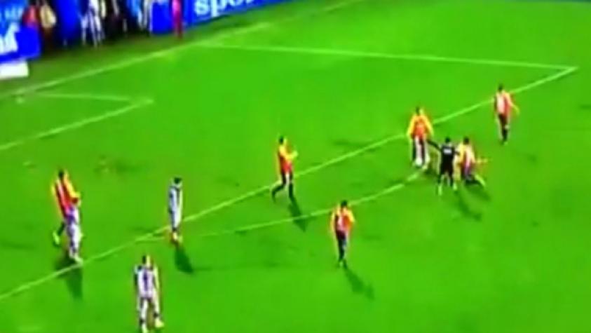 [VIDEO] Partido entre Unión Española y U. de Concepción interrumpido por fuerte sismo