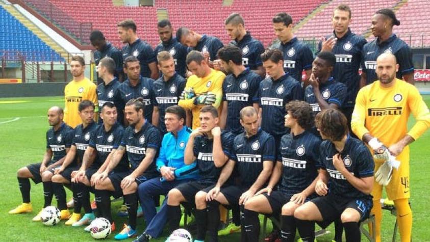 [FOTOS] Gary Medel participa en la foto oficial de Inter de Milán