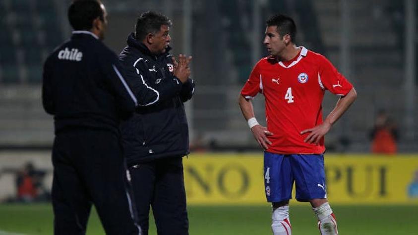 Mauricio Isla responde duramente a críticas de Claudio Borghi