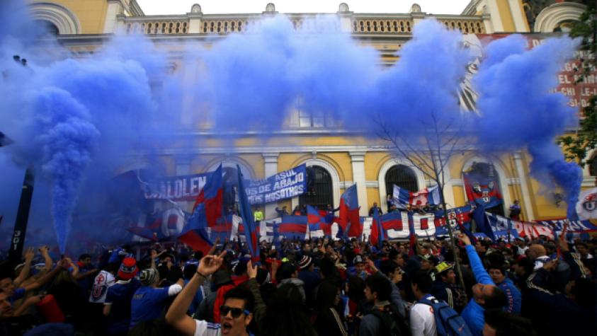 [FOTOS] Hinchas de la "U" marchan contra el Plan Estadio Seguro