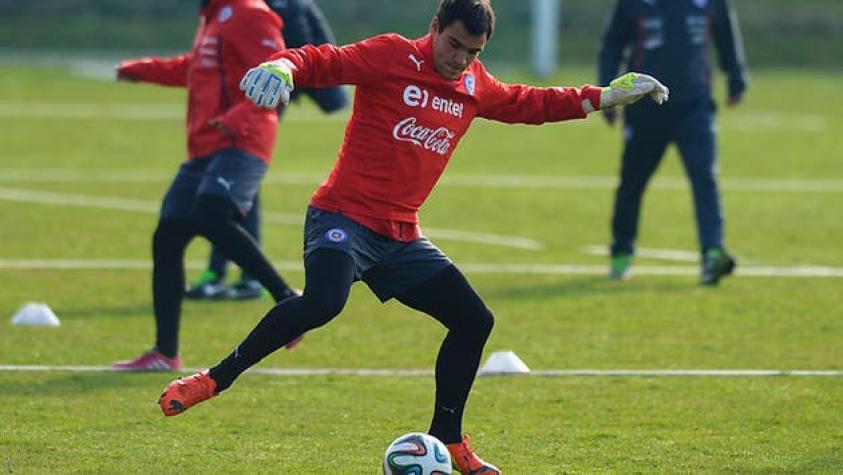 Toselli aclara que selección no lo perjudicó y molestia la arrastra hace año y medio