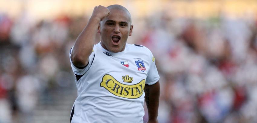Humberto Suazo arriba a Chile para sumarse al plantel de Colo Colo
