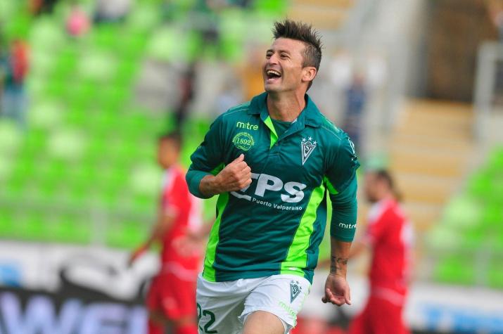 Vuelve a casa: Roberto Gutiérrez será jugador de la UC por dos años y medio