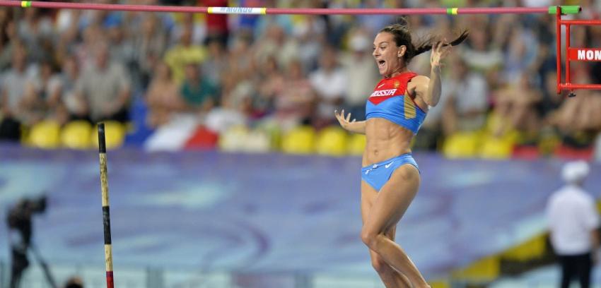 Isinbayeva volvió a entrenar luego de ser madre