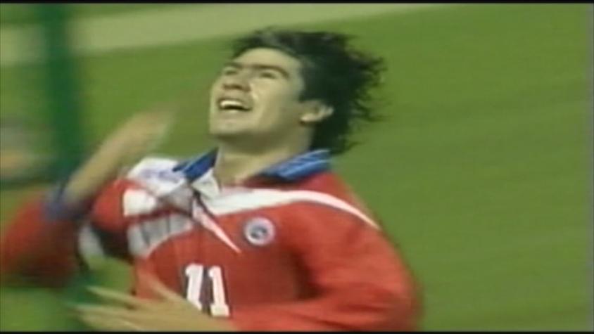 Los cuatro GIFs de los goles de Salas contra Inglaterra