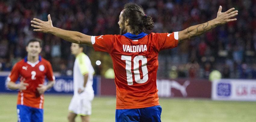 Definitivo: Valdivia no entrena y deja de ser opción para Sampaoli