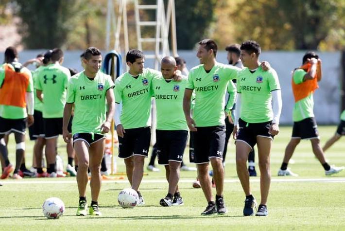 Colo Colo llegó a México con tres bajas confirmadas