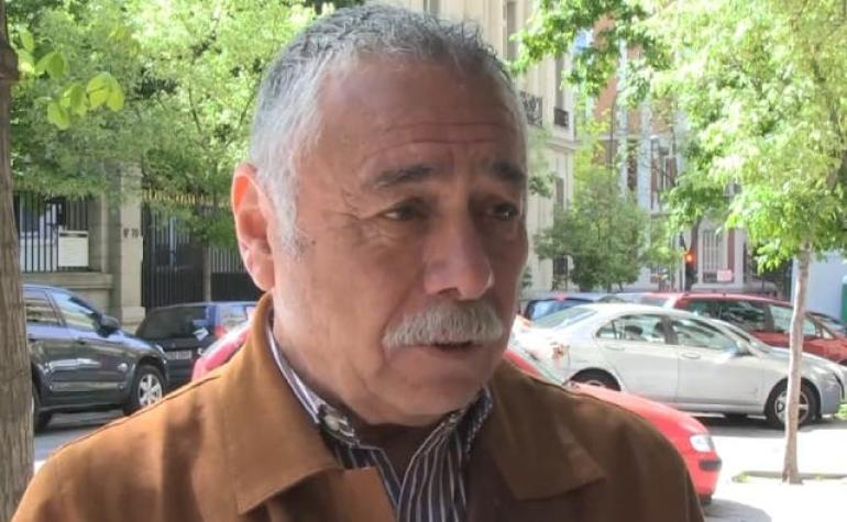Entrevista con T13: Caszely asegura no haber atacado ni al Gobierno español ni al chileno