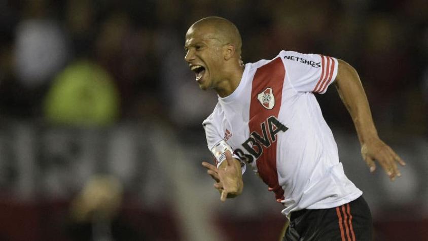 River con gol de penal vence a Boca en la ida de octavos de Libertadores