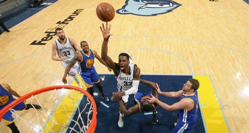 [VIDEO] Los olvidados de la NBA van por el título