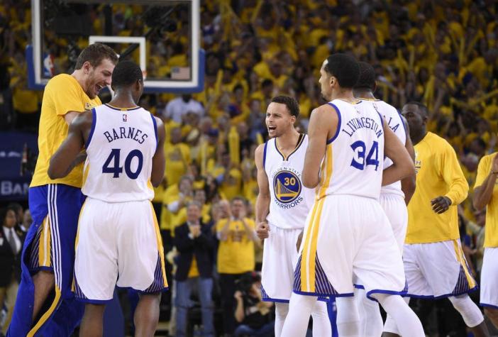 Tras 40 años, Golden State Warriors llega a la gran final de la NBA