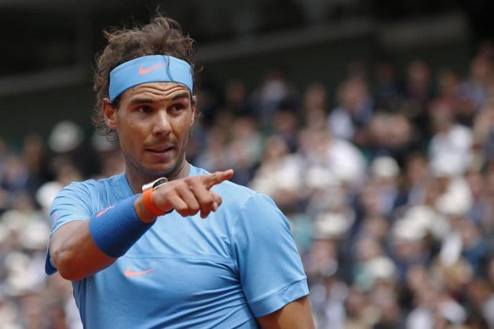 Rafael Nadal y Novak Djokovic avanzan sin problemas en Roland Garros