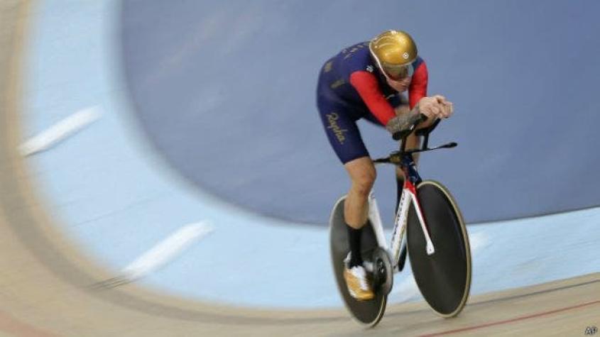 Ciclismo: Bradley Wiggins bate el récord de la hora