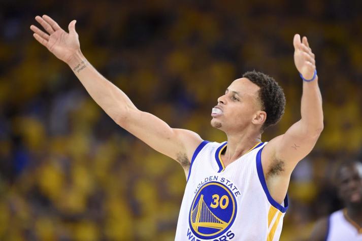 Curry adelanta a Golden State en la Final NBA contra Cleveland
