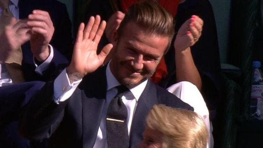 [VIDEO] David Beckham se convierte en "recogepelotas" de Wimbledon