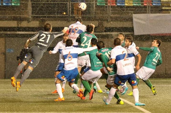 Audax Italiano le da un duro golpe a Universidad Católica en La Florida por Copa Chile