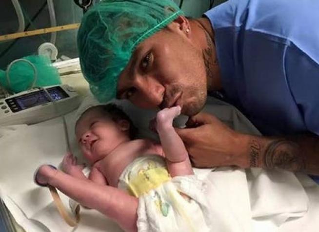 Gary Medel anuncia el nacimiento de su hija Alessandra con tierna imagen en Instagram
