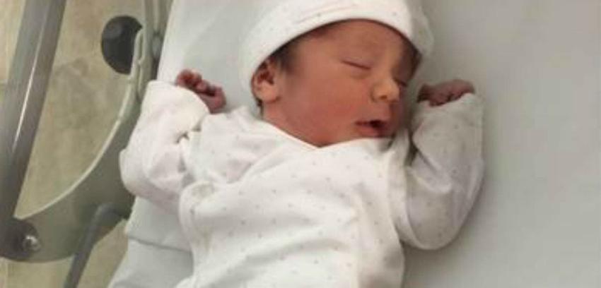 Gary Medel revela nueva imagen de su recién nacida hija Alessandra en redes sociales