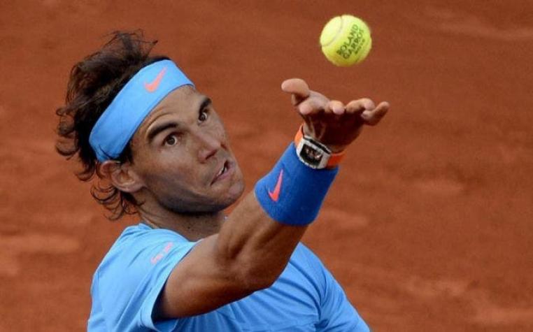 ¿Por qué Rafael Nadal juega con la mano izquierda?