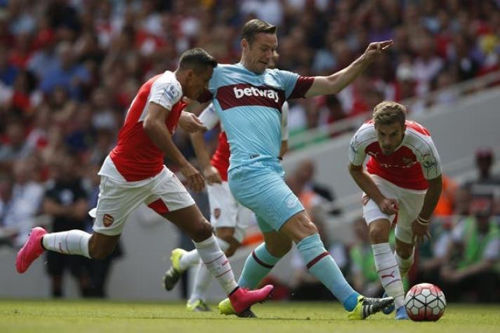 Alexis debuta en decepcionante estreno de Arsenal FC en la Premier League