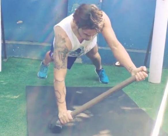 [VIDEO] El exigente entrenamiento de Jorge Valdivia a la espera de que se defina su futuro