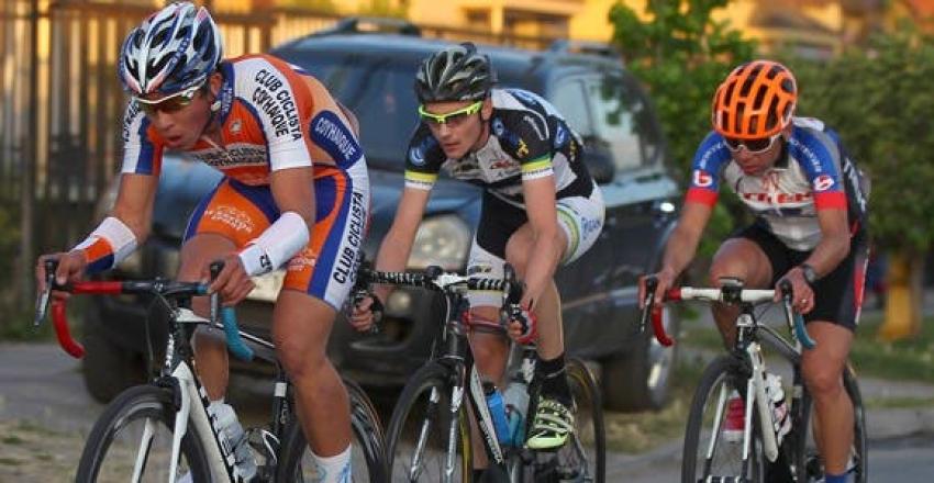 Ciclista chileno Rodríguez no pudo mantener el liderato en Tour L'Avenir