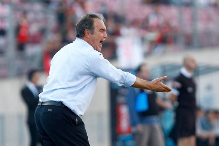 DT Lasarte reclama por expulsión que condicionó juego de la U