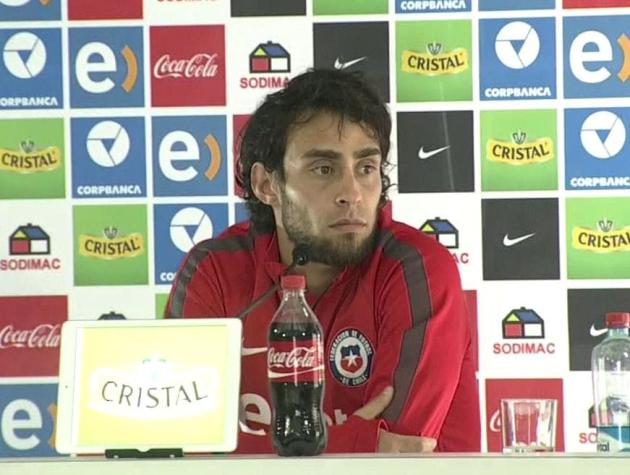 [VIDEO] Valdivia: "Preocupa mucho que se nombre a tres compañeros, en buen chileno, 'sapeando'"