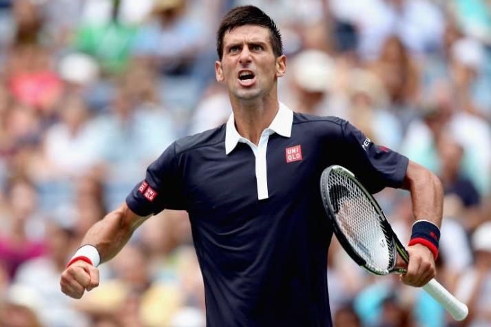 Djokovic gana y nuevamente festeja bailando paso a octavos del US Open