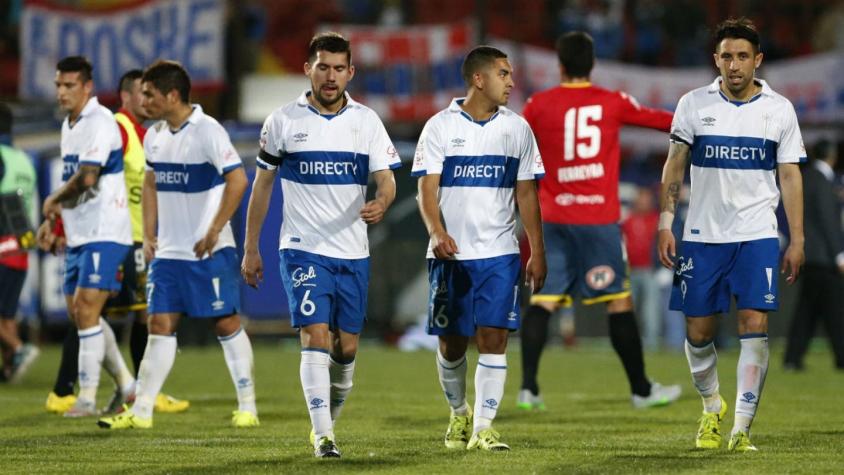 Jugadores de Universidad Católica se pelean con hincha en medio de una fiesta