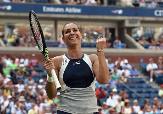 Italiana Pennetta da la sorpresa y está en semis del US Open