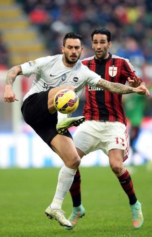 [VIDEO] Estos son los 4 golazos de chilena de Pinilla por el Atalanta
