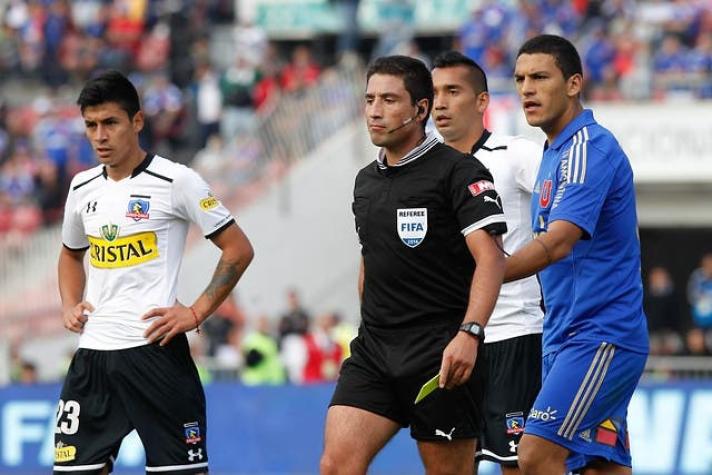 Eduardo Gamboa es el árbitro designado para duelo Colo Colo-Universidad de Chile