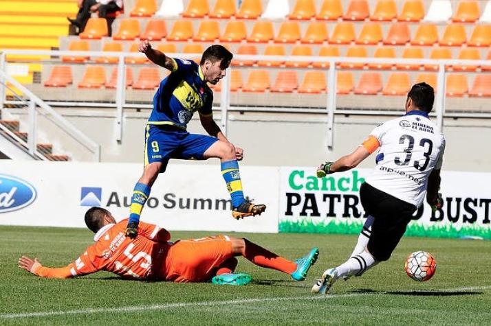 Everton da golpe ante Cobreloa y se acerca a final de la Liguilla de Primera B