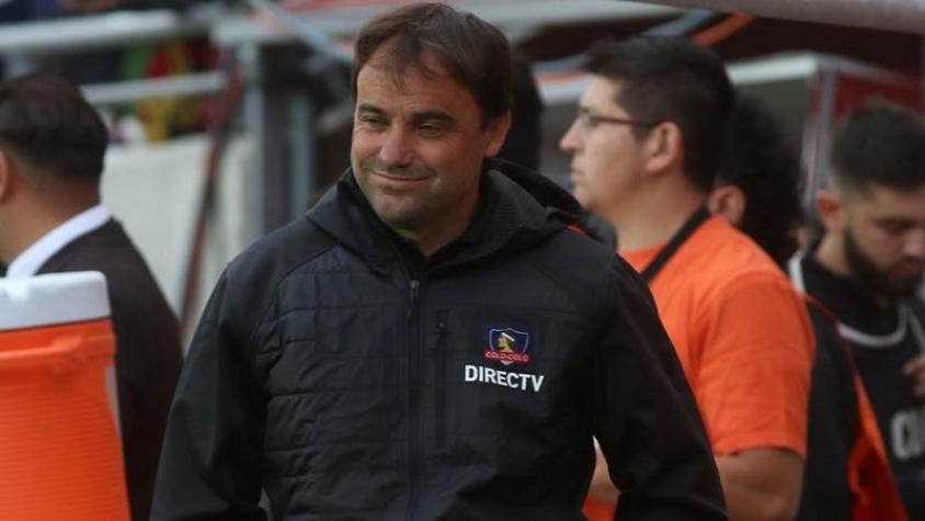 José Luis Sierra se inscribe en la selecta lista de técnicos campeones con Colo Colo