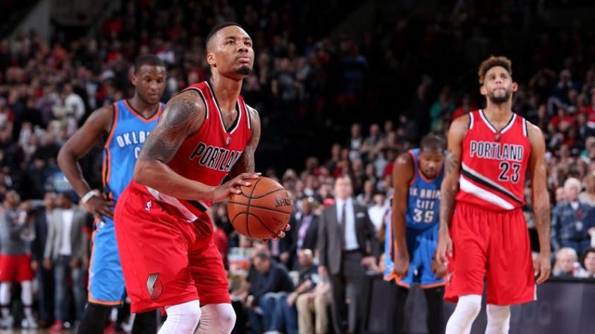 [VIDEO] Épico: Damian Lillard de Portland en la NBA anotó 5 triples en 3 minutos