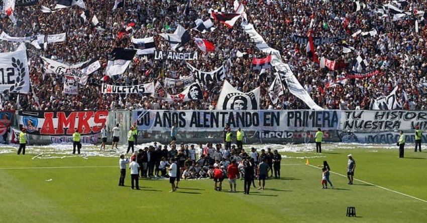 Más de 15 mil hinchas protagonizan “arengazo” de Colo Colo en el Monumental