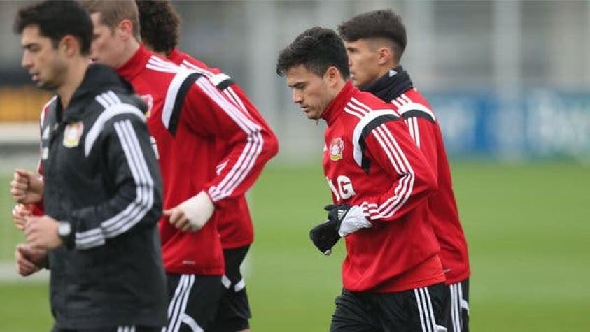 [VIDEO] Bayer Leverkusen destaca el regreso de Charles Aránguiz a los entrenamientos