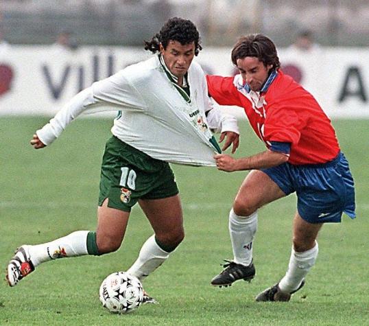 Marco Antonio “el Diablo” Etcheverry reaparece en las canchas y causa revuelo por su aspecto físico